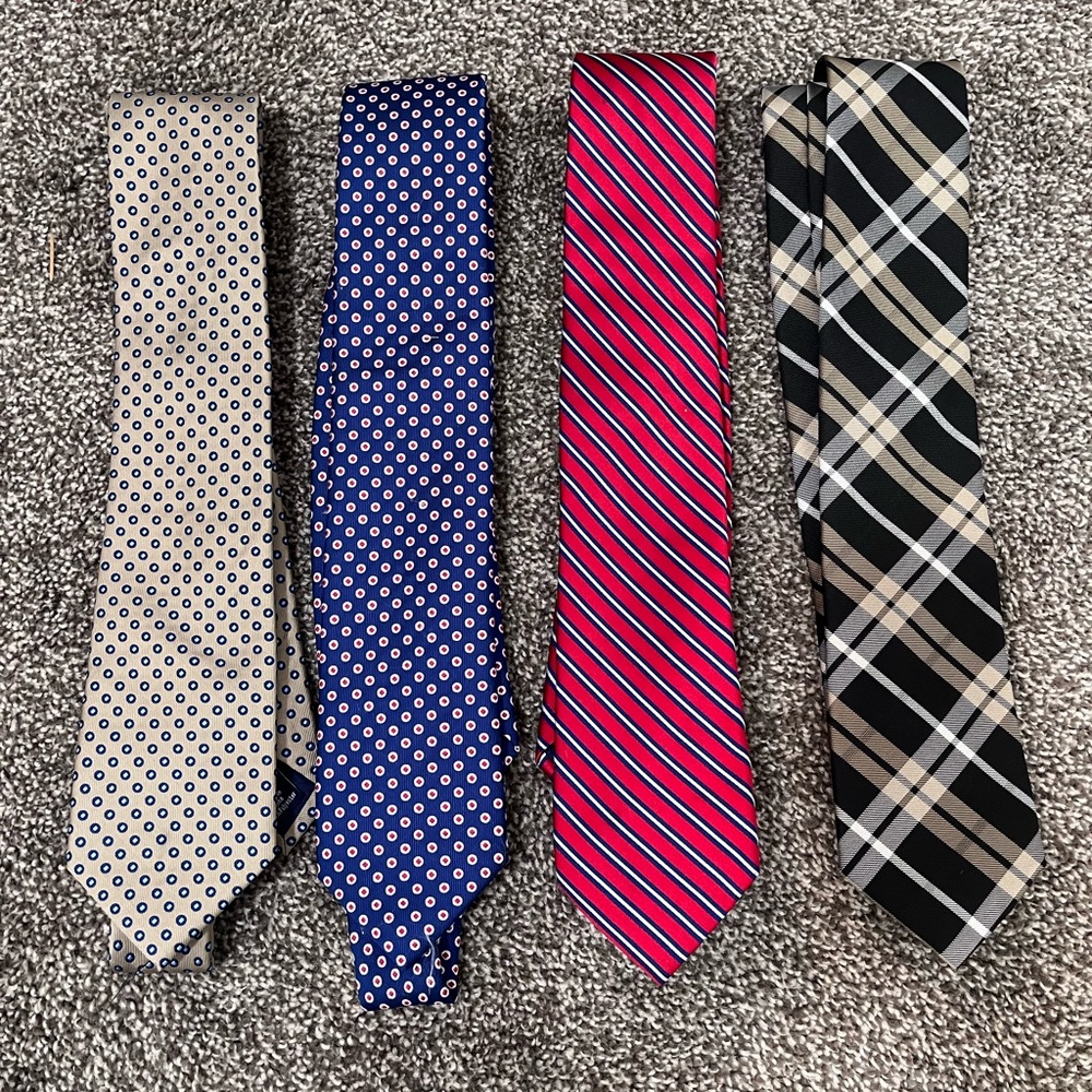 Chaps Men’s Tie Bundle
